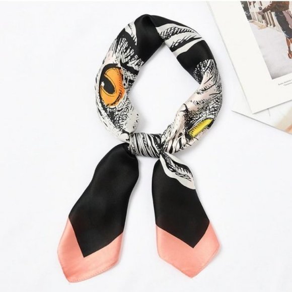 Cat Eyes | Etched Drawing of Cats Scarf or Bandana - Picture 3 of 6